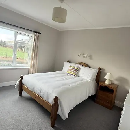Greenway Riverside House - Holiday home *