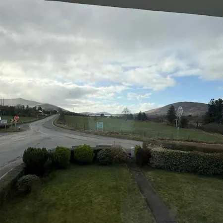 Holiday home Greenway Riverside House - *